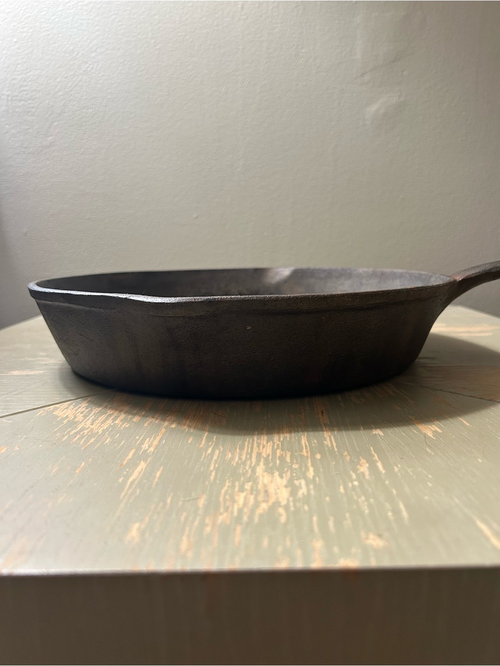Wagner 11.5 Cast Iron Ribbed Grill Skillet - Picture 4 of 5